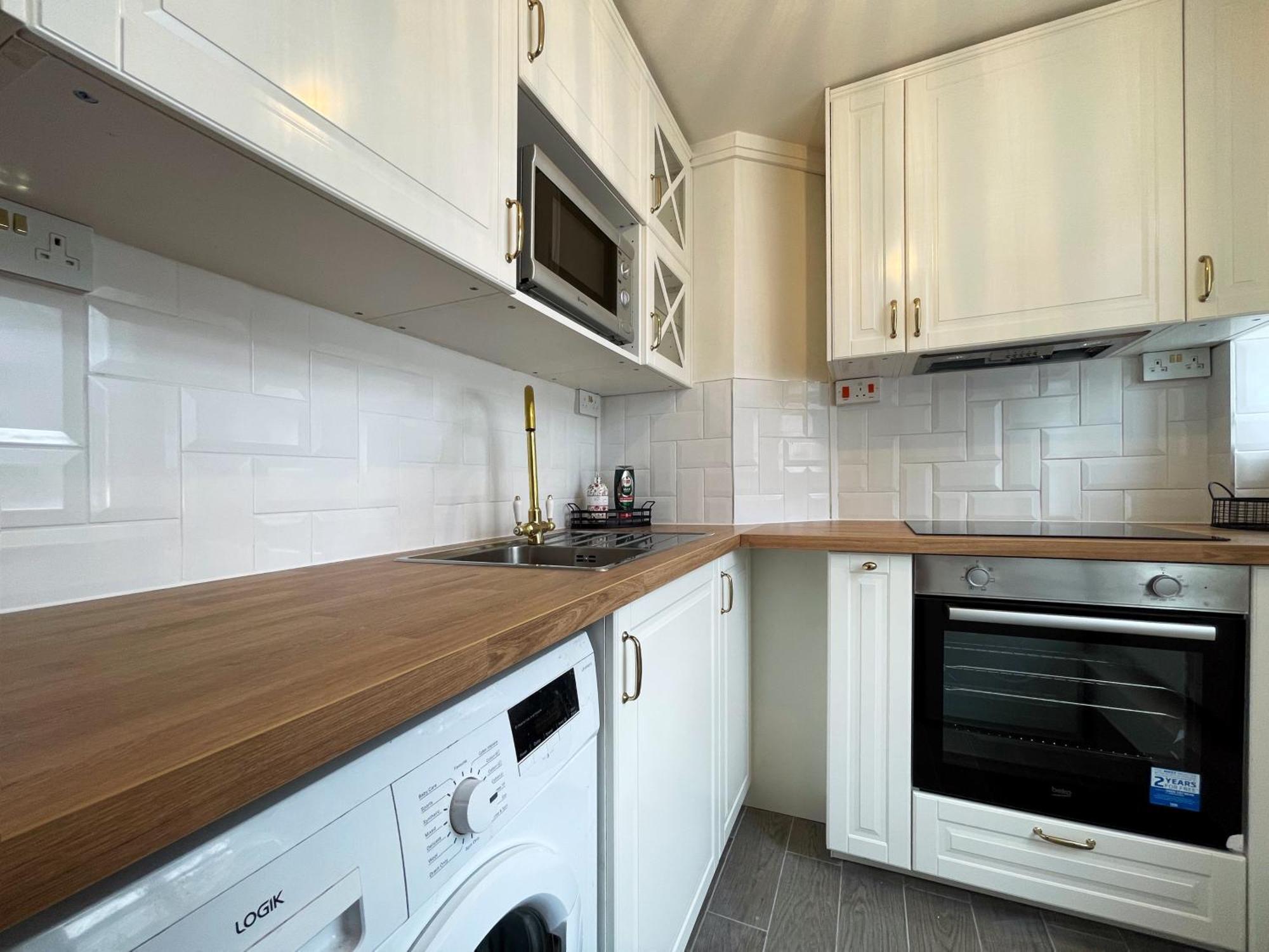 شقة Harper'S Place Near Kings Cross - 2 Double Beds, 1 Sofa Bed, Great Location, Ideal For Families لندن المظهر الخارجي الصورة